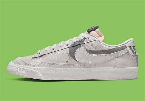 halloween nike schuhe|Nike blazer halloween shoes.